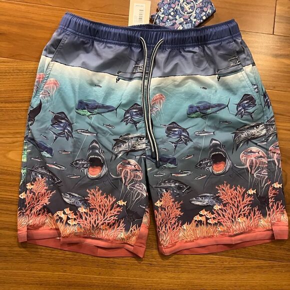 COPY - Peter Millar men’s shark swim trunks NWT size large - Picture 2 of 12